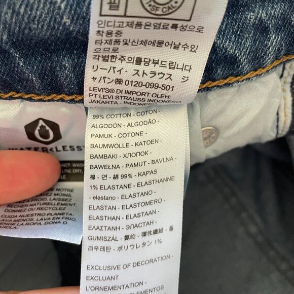 Levi's 70s High Rise Flare Leg Ripped Denim Dark Wash Casual Jeans Blue 25 - Picture 10 of 11